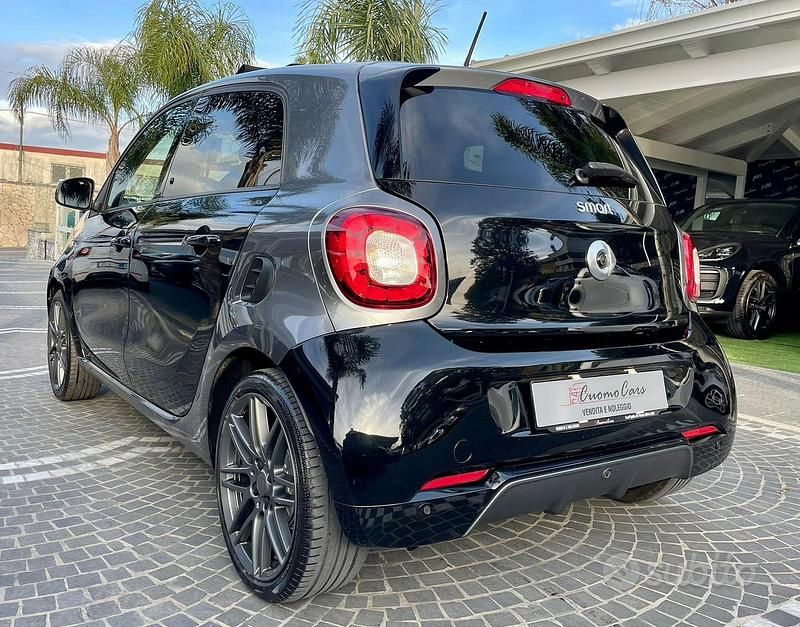 Usata Smart ForFour Brabus 90 CV (66 kW) 2016 Utilitaria