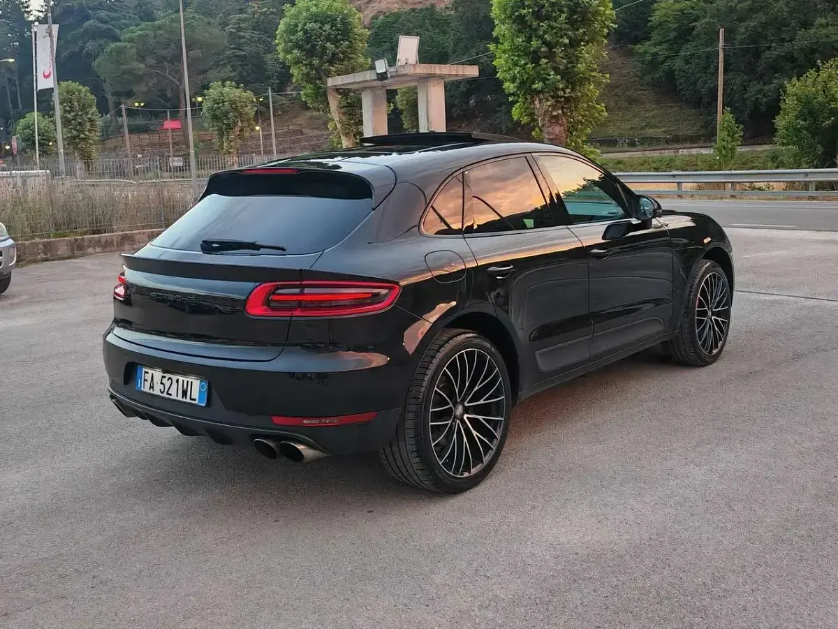 Usata Porsche Macan 250 CV (183 kW) 2015 Nero SUV