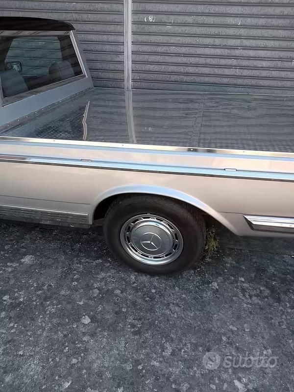 Usata Mercedes 240 1982 Grigio