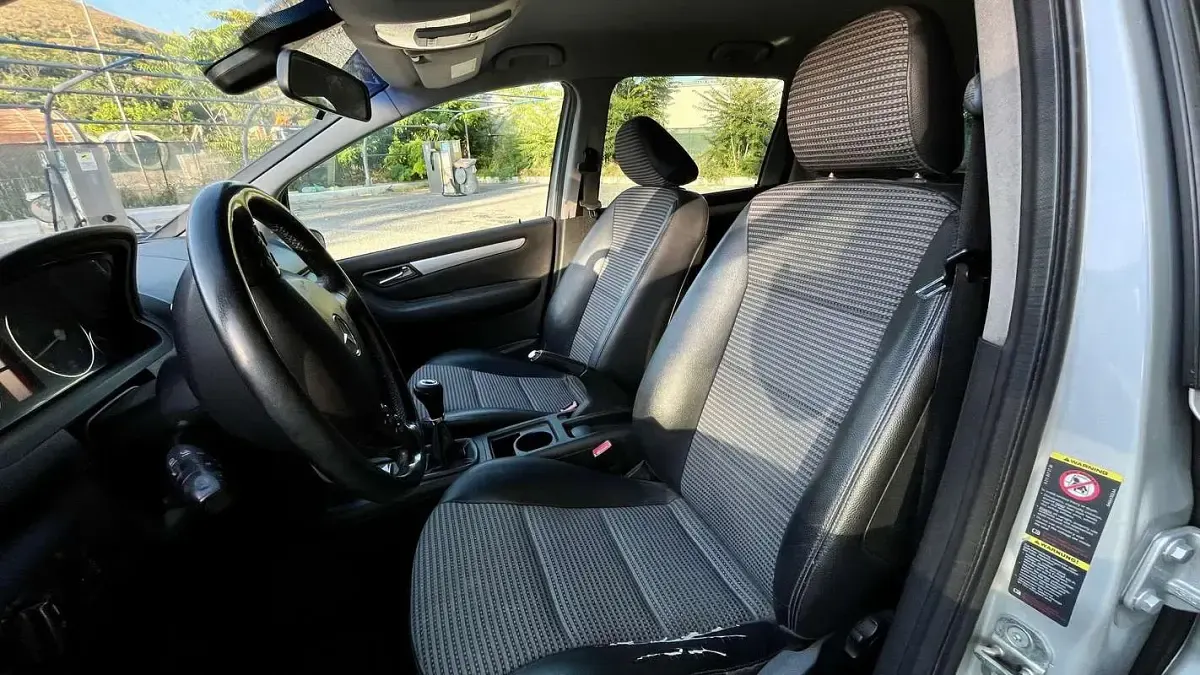 Usata Mercedes A170 Avantgarde 116 CV (85 kW) 2006 Argento Monovolume