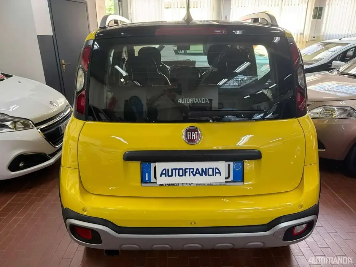 Usata Fiat Panda Cross Cross 84 CV (61 kW) 2021 Giallo Utilitaria