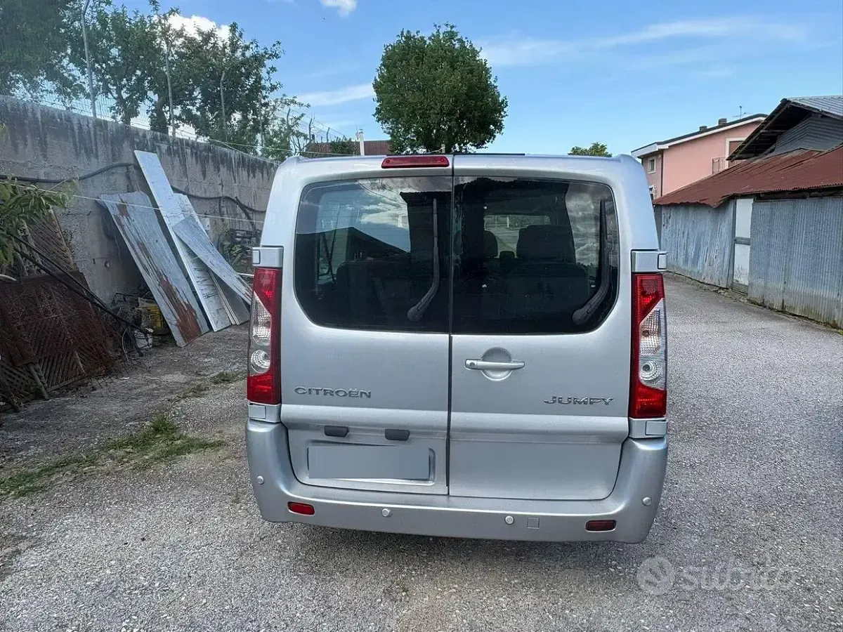 Usata Citroën Jumpy 163 CV (119 kW) 2012 Grigio Monovolume