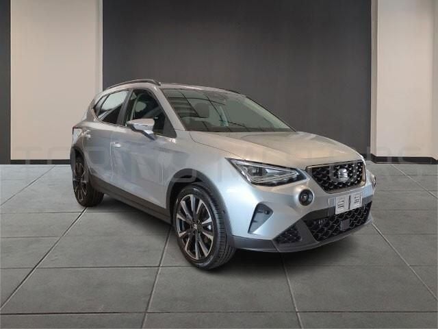 Argento Usata 2024 Seat Arona Black Edition SUV | 21.800 € (Molto cara) - Immagine 1/4