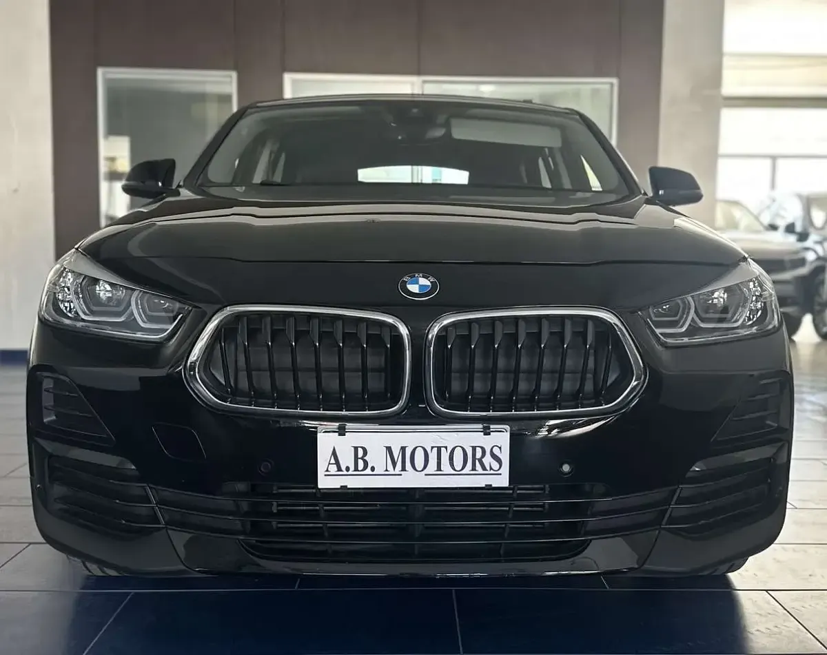 Usata BMW X2 116 CV (85 kW) 2023 Nero SUV