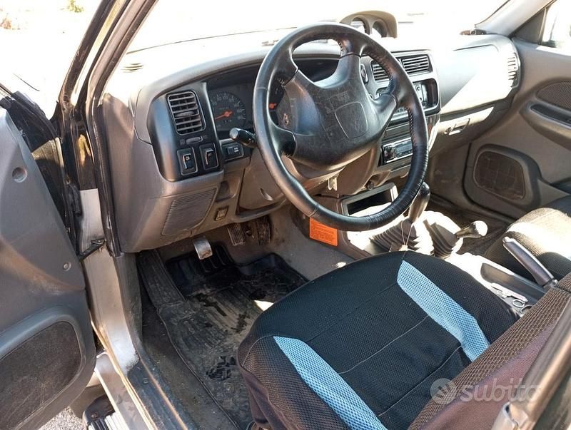 Usata Mitsubishi L200 115 CV (84 kW) 2005 Pick-up