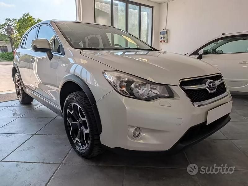Usata Subaru XV Style 147 CV (108 kW) 2012 Bianco SUV