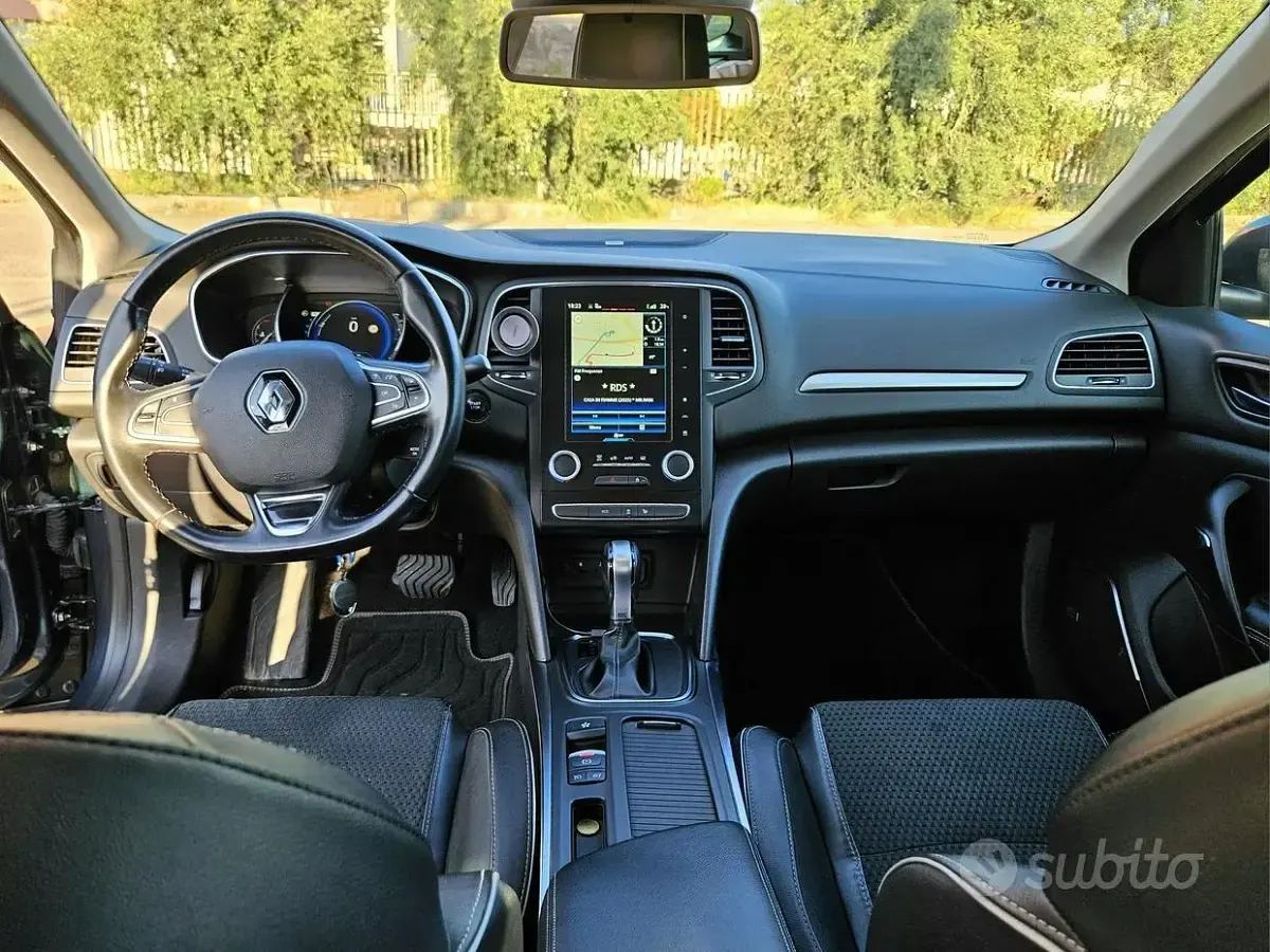 Usata Renault Mégane GrandTour Bose Edition 110 CV (80 kW) 2016 Blu Station wagon