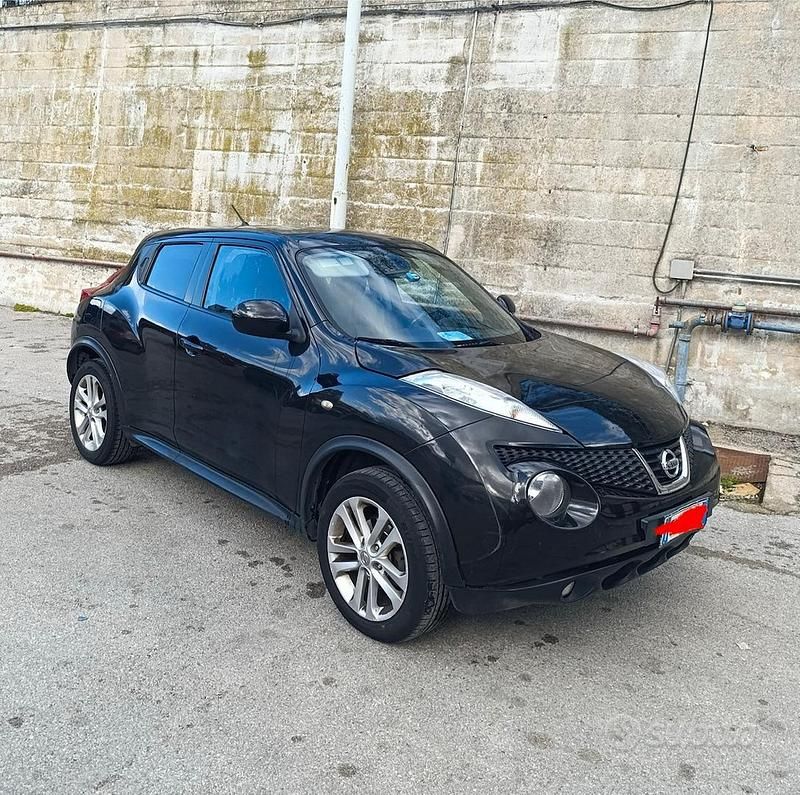 Nero Usata 2011 Nissan Juke Tekna SUV | 2750 € - Immagine 1/4