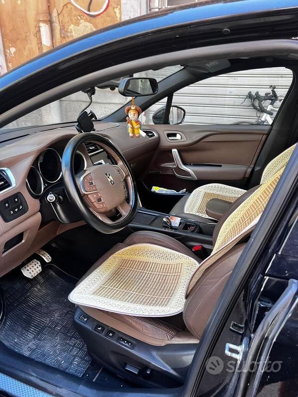 Nero Usata 2013 Citroën DS4 Due volumi | 4000 € (Buon prezzo) - Immagine 1/4