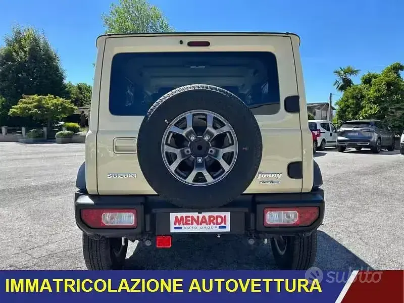Nuova Suzuki Jimny 102 CV (75 kW) 2026 Beige SUV