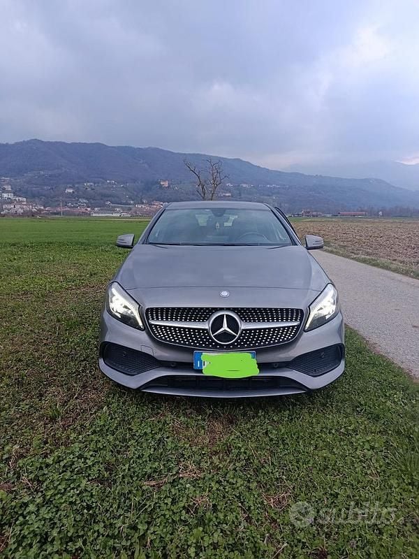 Usata Mercedes A180 Premium 2017 Grigio Berlina