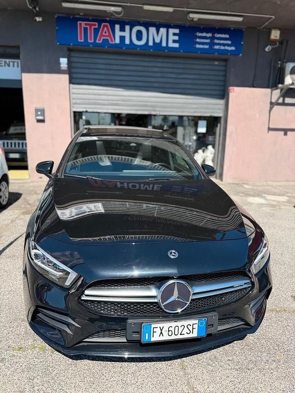 Begagnad Mercedes A250 AMG 306 HK (225 kW) 2019 Svart Sedan