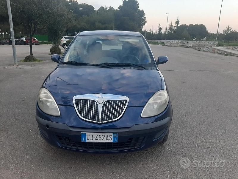 Usata Lancia Ypsilon 2003 Blu Utilitaria