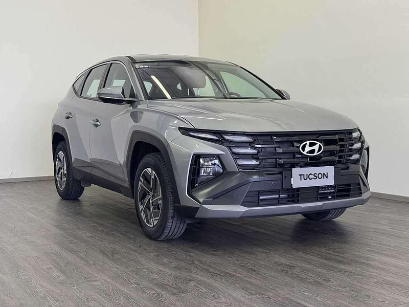 Nuova Hyundai Tucson 159 CV (116 kW) 2026 Shimmering silver SUV