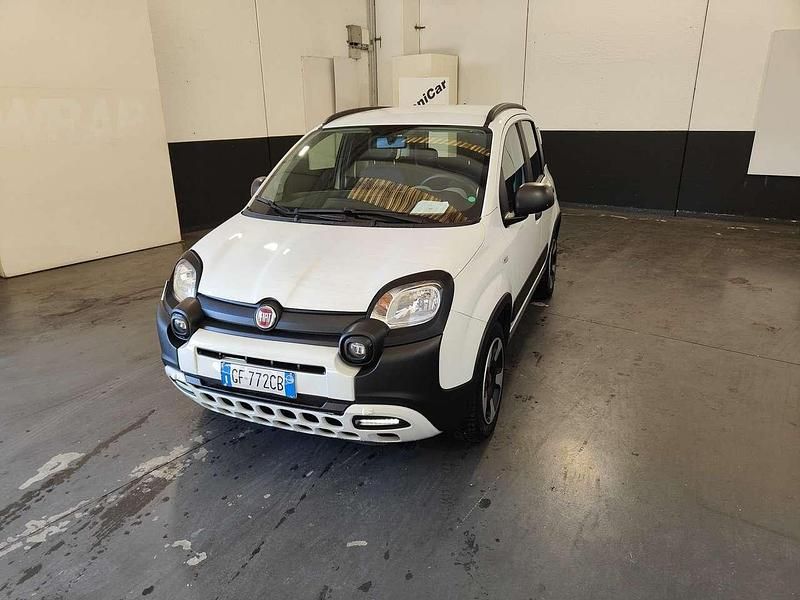 Bianco Usata 2021 Fiat Panda Cross Cross Due volumi | 9290 € (Super prezzo) - Immagine 1/4