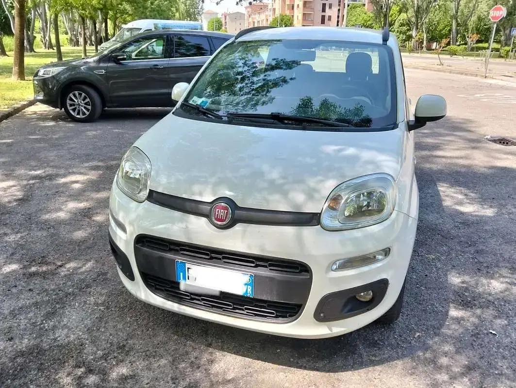 Usata Fiat Panda Lounge 80 CV (58 kW) 2015 Utilitaria