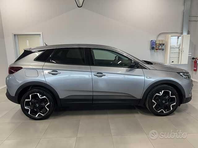 Usata Opel Grandland X Business Edition 131 CV (96 kW) 2021 Grigio SUV