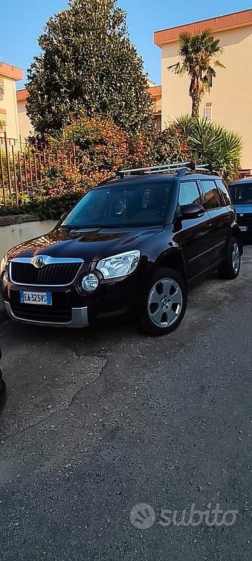 Rosso Usata 2009 Skoda Yeti SUV | 8000 € (Molto cara) - Immagine 1/4