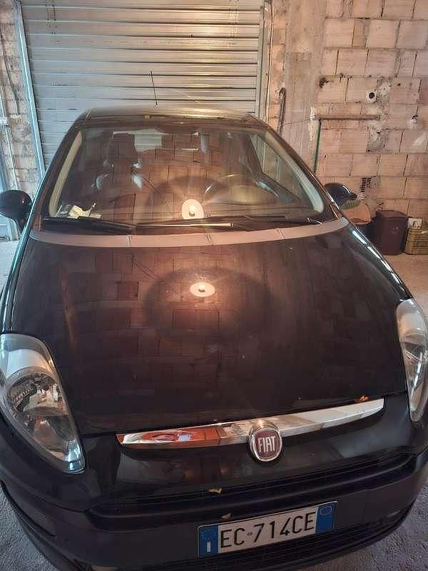 Usata Fiat Punto Evo Dynamic 77 CV (56 kW) 2010 Nero Utilitaria