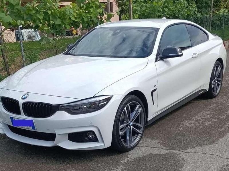 Bianco Usata 2020 BMW 420 M Sport Coupé | 31.500 € (Buon prezzo) - Immagine 1/2
