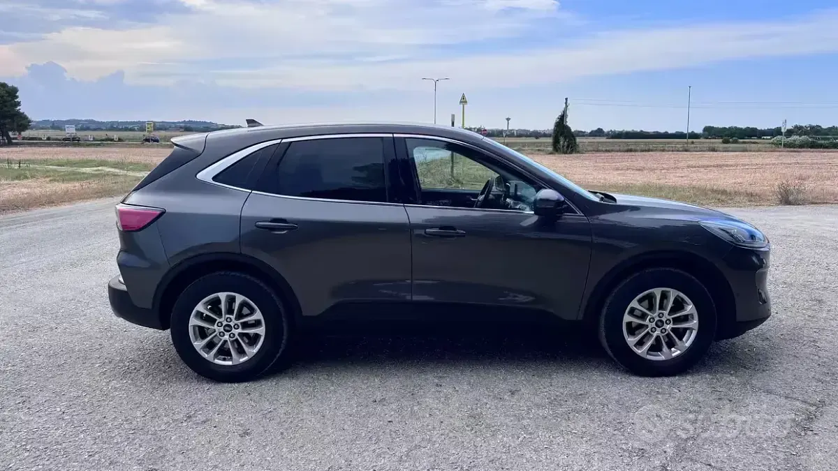 Usata Ford Kuga Titanium X 120 CV (88 kW) 2020 Grigio SUV