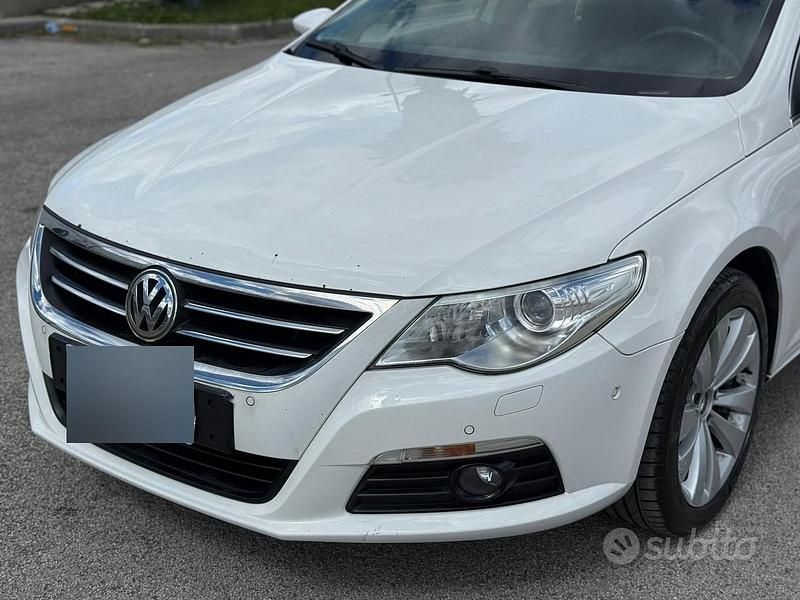 Usata VW Passat 140 CV (102 kW) 2010 Bianco Berlina