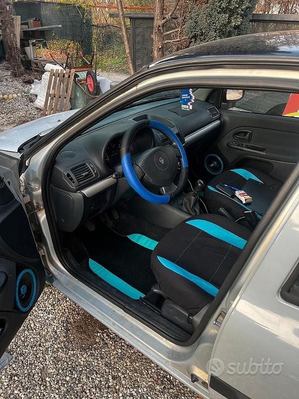 Usata Renault Clio II 2003 Berlina