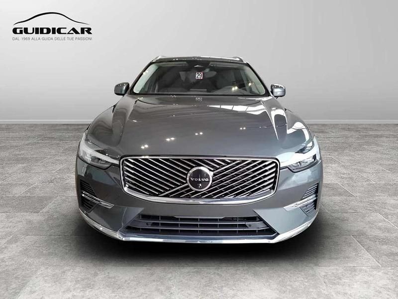 Nuova Volvo XC60 Plus 349 CV (256 kW) 2026 Forest lake SUV