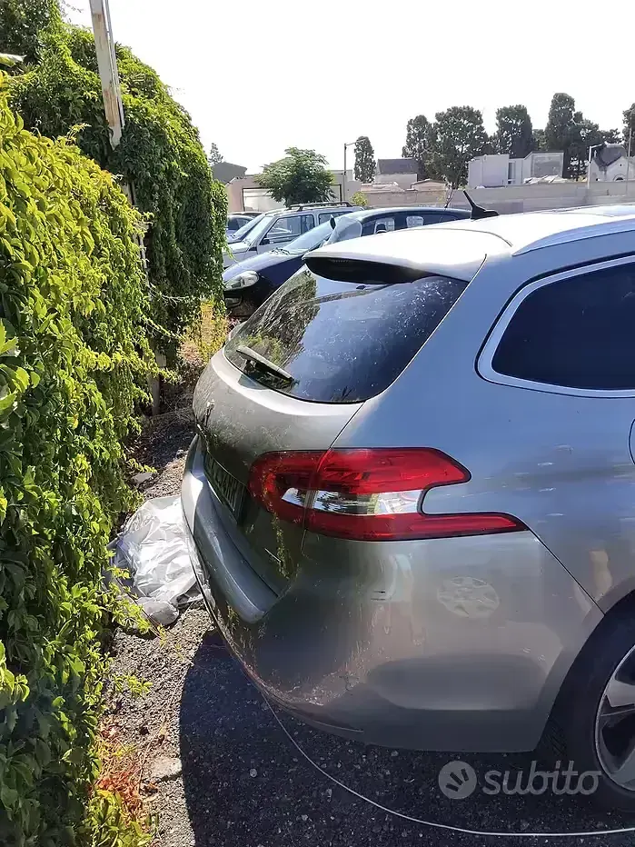 Usata Peugeot 308 120 CV (88 kW) 2015 Station wagon