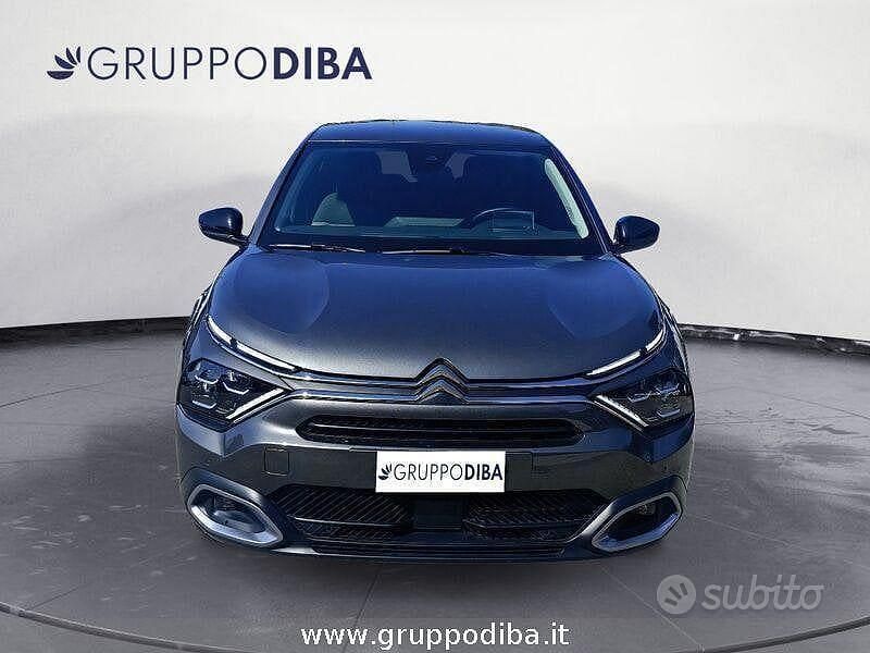 Usata Citroën C4 131 CV (96 kW) 2024 Grigio SUV