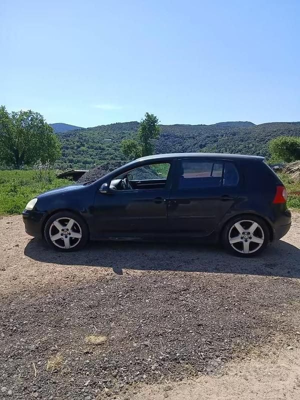 Usata VW Golf IV 140 CV (102 kW) 2005 Berlina