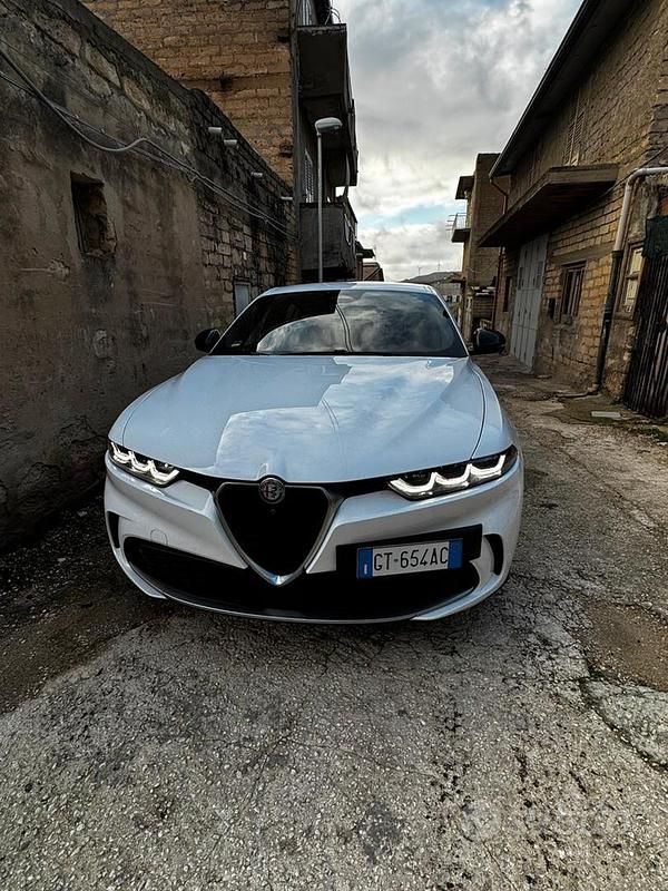 Usata Alfa Romeo Tonale 130 CV (95 kW) 2022 Bianco SUV