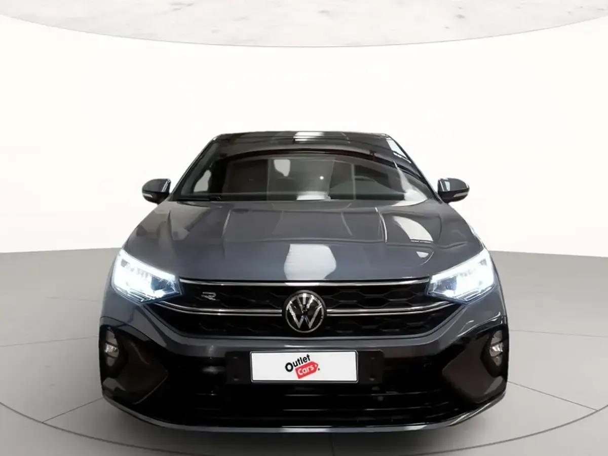 Usata VW Taigo R-line 116 CV (85 kW) 2025 Smoky grey metallizzato SUV