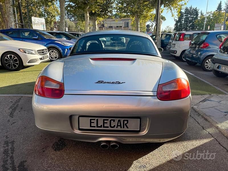 Usata Porsche 986 Boxster 220 CV (161 kW) 1999 Grigio Cabrio
