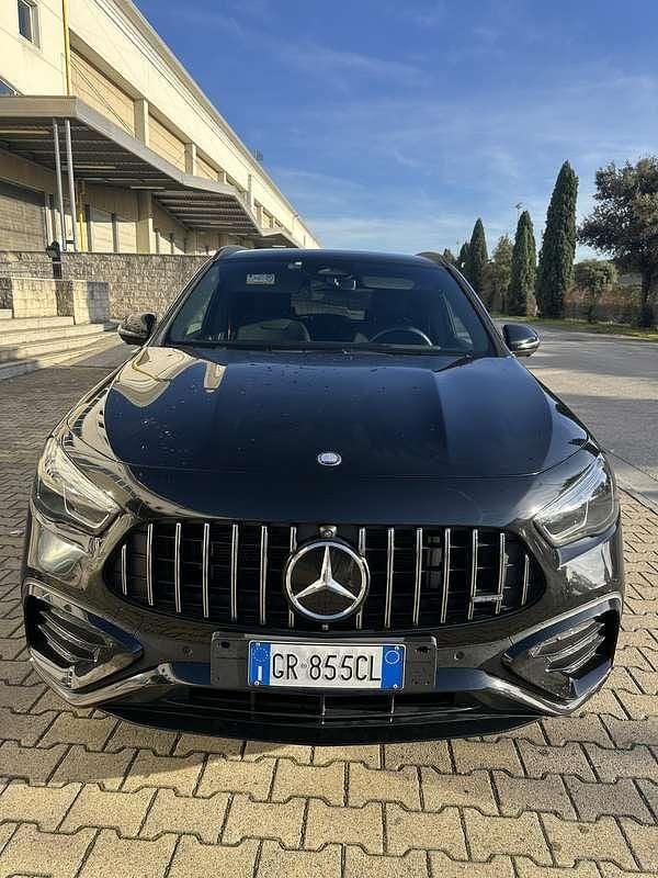 Usata 2023 Mercedes GLA35 AMG AMG SUV | 45.000 € (Buon prezzo) - Immagine 1/4