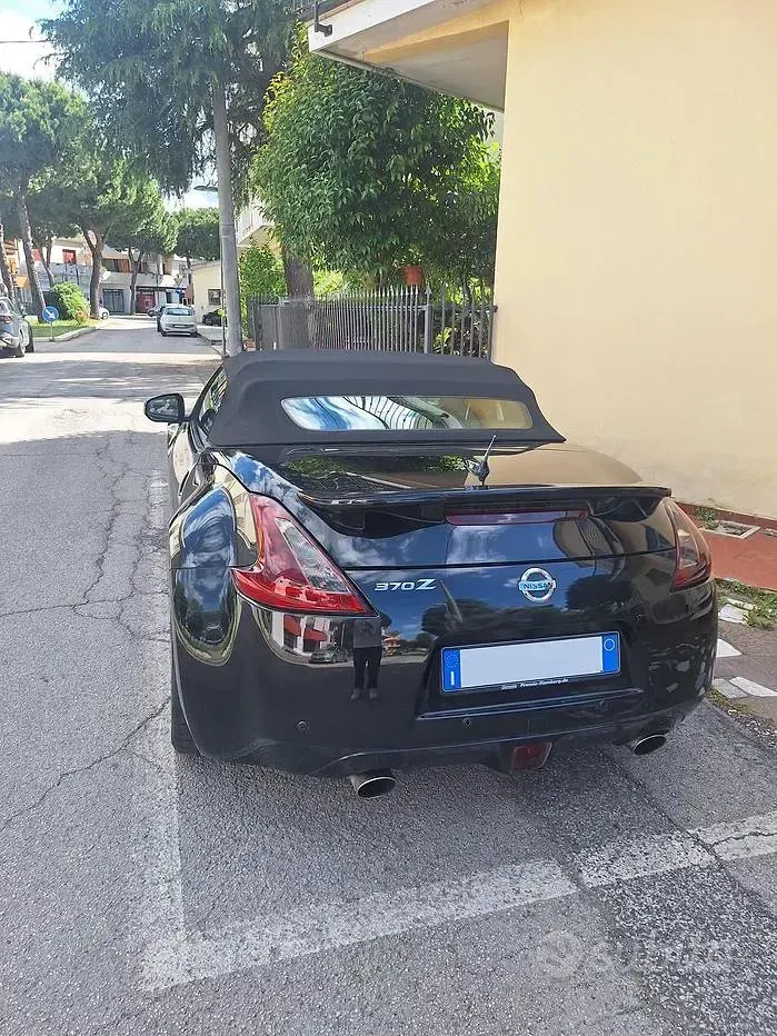 Usata Nissan 370Z 2013 Nero Cabrio