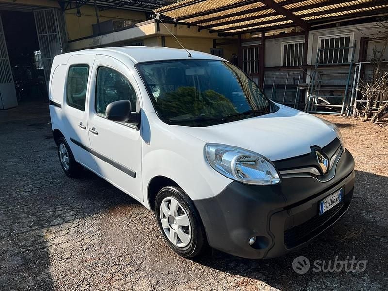Bianco Usata 2014 Renault Kangoo | 6490 € (Buon prezzo) - Immagine 1/4