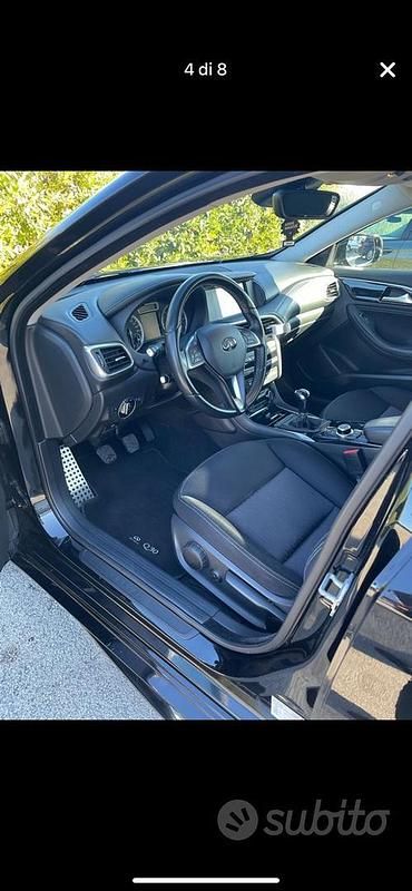 Usata Infiniti Q30 110 CV (80 kW) 2019 Nero Berlina