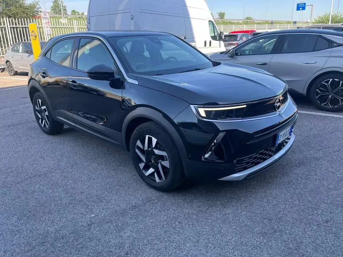 Usata Opel Mokka Elegance 136 CV (100 kW) 2023 Nero SUV