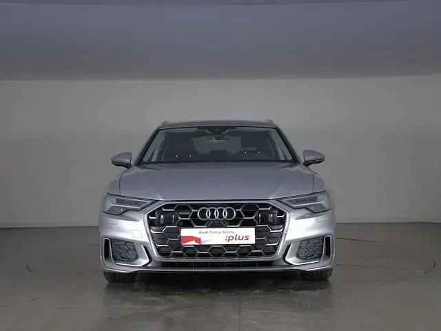 Usata Audi A6 S-Line 204 CV (150 kW) 2024 Argento fioretto metallizzato Station wagon