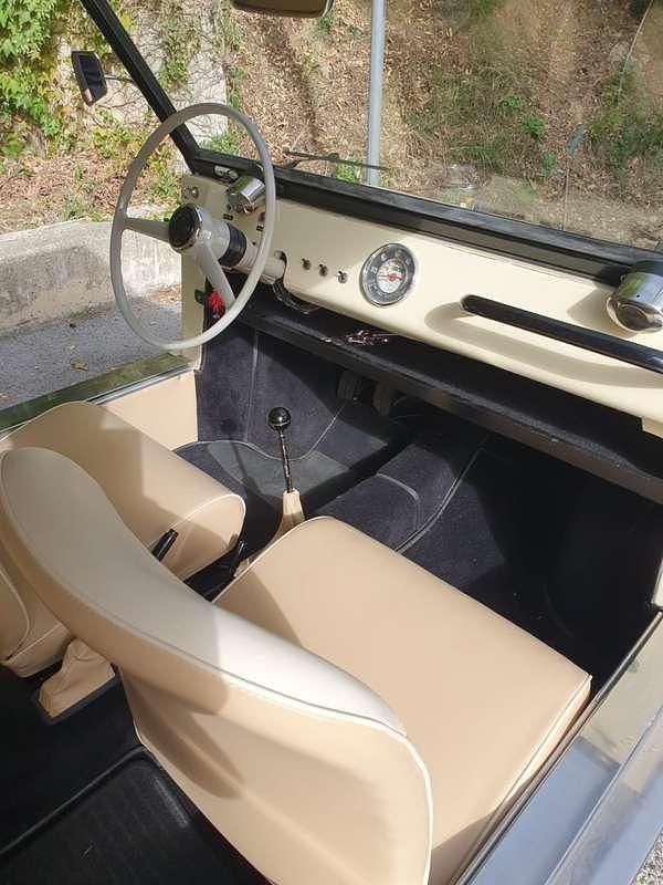 Usata Fiat 600 33 CV (24 kW) 1970 Beige Cabrio
