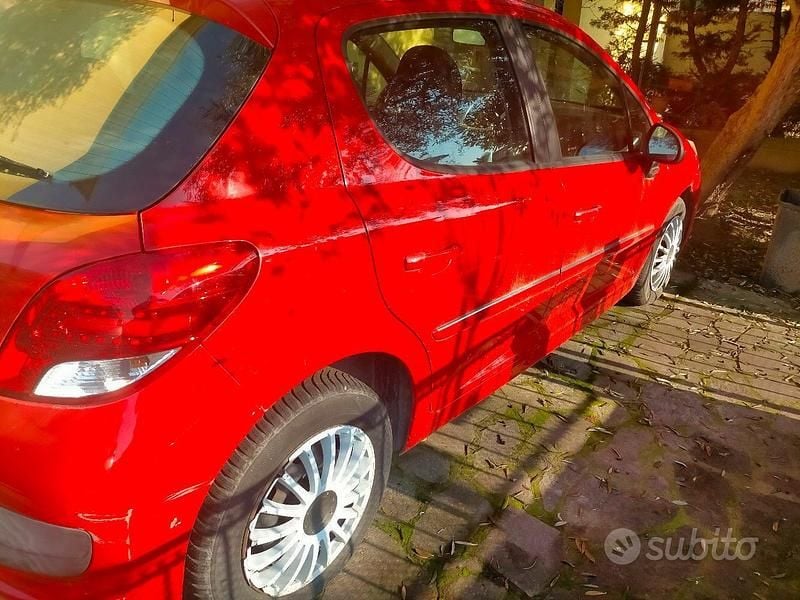 Usata Peugeot 207 70 CV (51 kW) 2011 Rosso Berlina