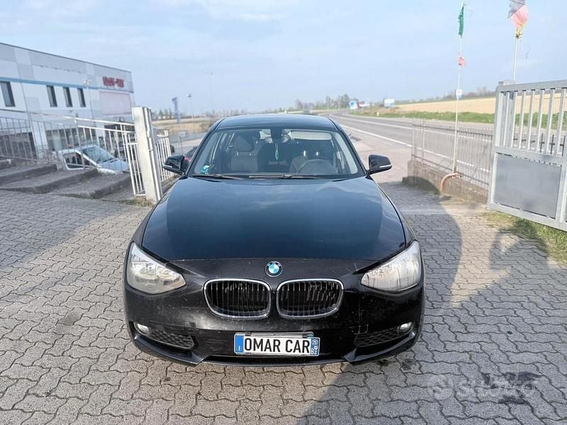 Usata BMW 116 115 CV (84 kW) 2012 Nero Utilitaria