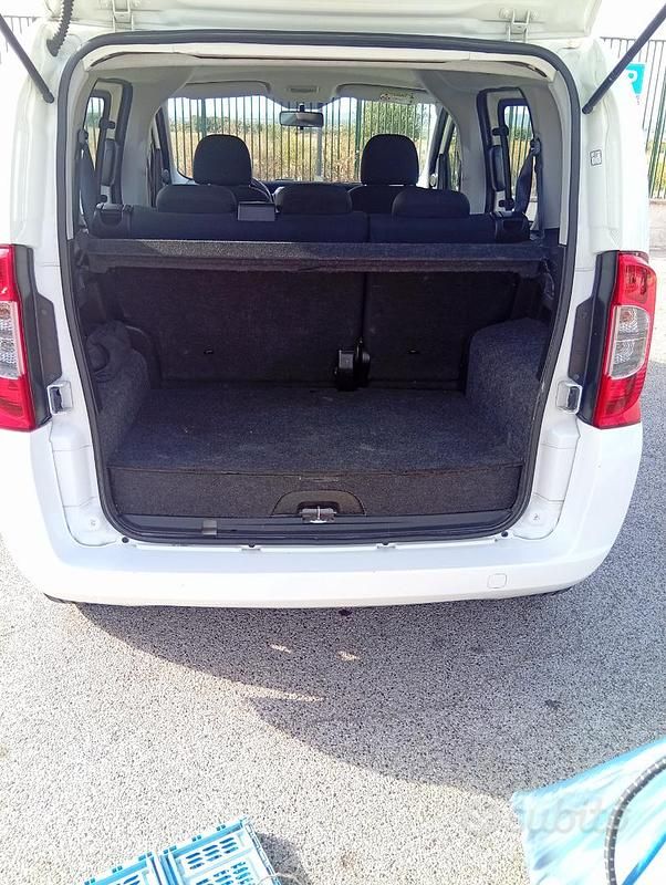 Usata Fiat Qubo Trekking 77 CV (56 kW) 2014 Bianco Monovolume
