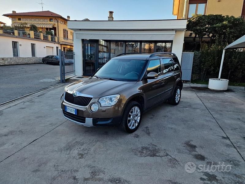 Bronzo Usata 2010 Skoda Yeti Elegance SUV | 8400 € (Molto cara) - Immagine 1/4