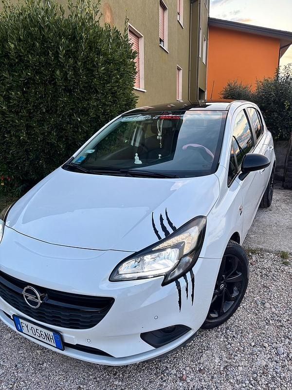 Usata Opel Corsa 90 CV (66 kW) 2019 Bianco Berlina