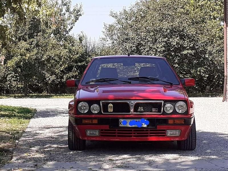 Usata Lancia Delta 196 CV (144 kW) 1989 Rosso Utilitaria