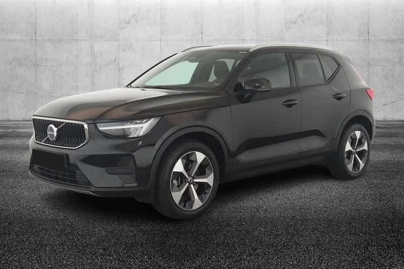 Nero Usata 2023 Volvo XC40 SUV | 35.950 € (Buon prezzo) - Immagine 1/4