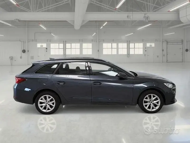 Usata Seat Leon ST Business 89 CV (65 kW) 2022 Grigio Station wagon
