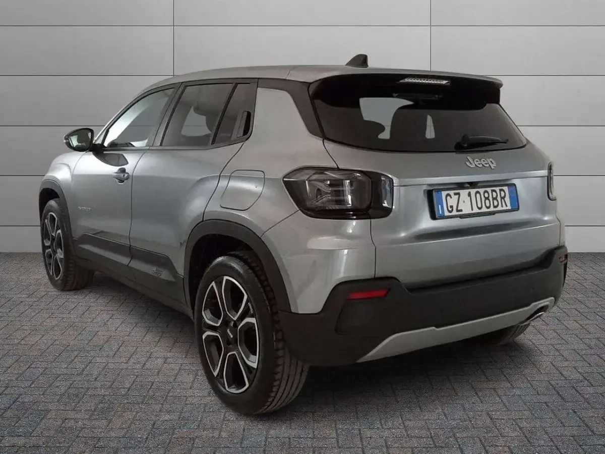 Usata Jeep Avenger Summit 101 CV (74 kW) 2025 Grigio SUV